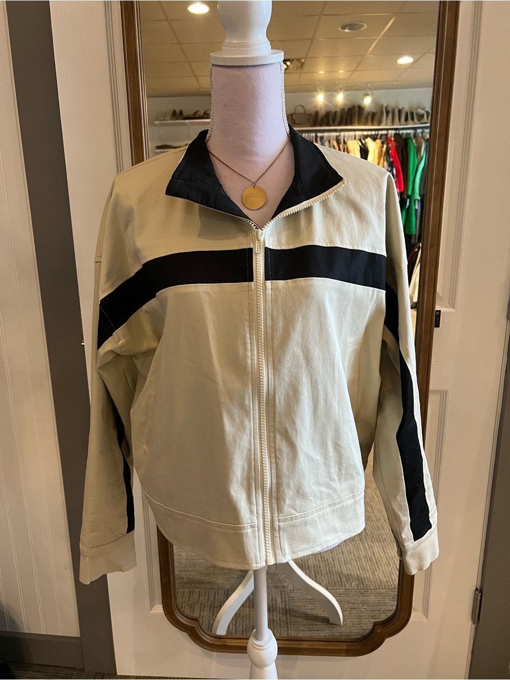 Neva muse contrast trim jacket